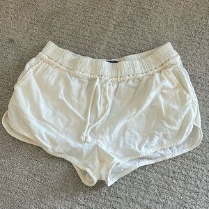 Cream L Shorts